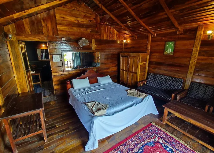 Sea Front Cottage Little Khola